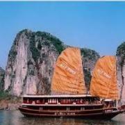 halong bay junk